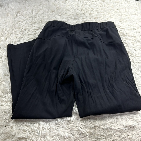 Lululemon On The Fly Crop *23" Black - Picture 3 of 6
